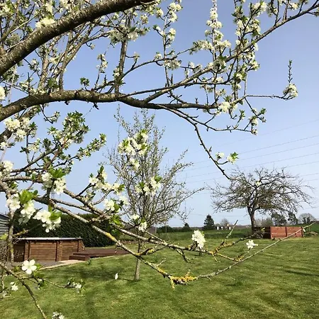 بيت للعطل La Besnerais Saint-Laurent-de-Terregatte