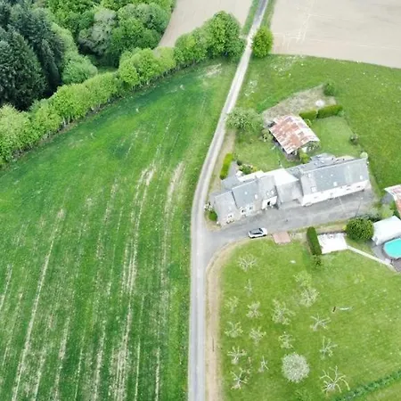 La Besnerais بيت للعطل Saint-Laurent-de-Terregatte