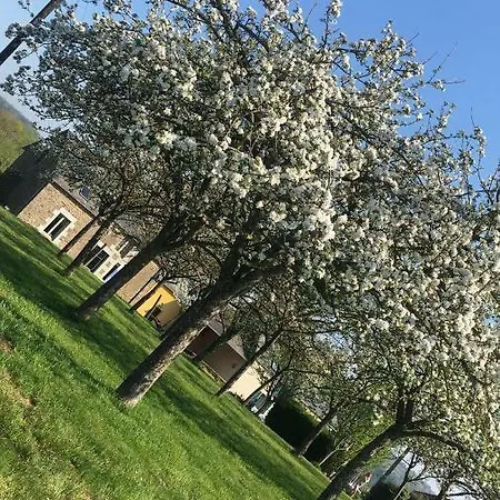 La Besnerais بيت للعطل Saint-Laurent-de-Terregatte